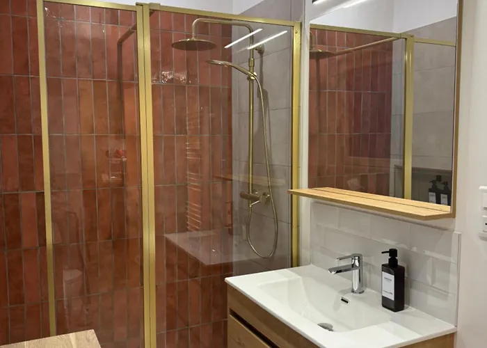 Apartment T2 Cosy - Fibre - Parking Gratuit Reims