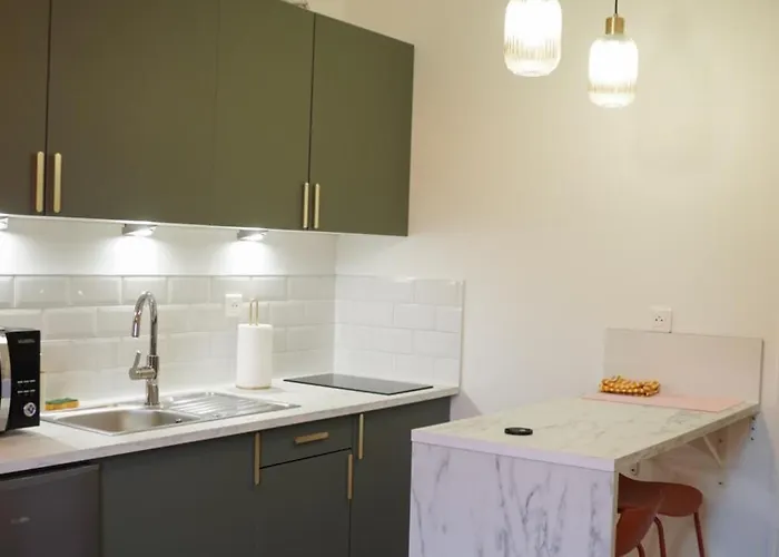 T2 Cosy - Proche Centre - Stationnement Gratuit Reims